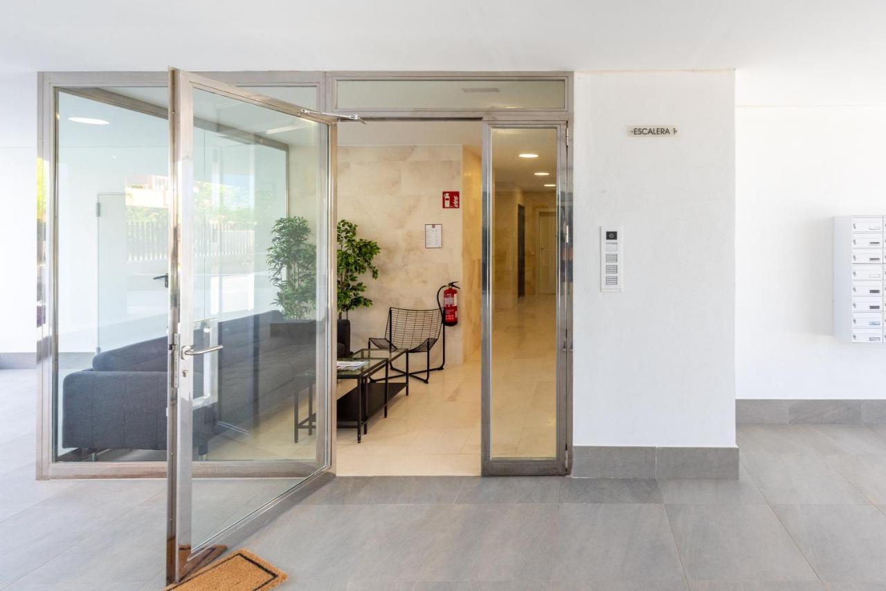 Beachfront Apartment 034 Torre Del Mar Exterior photo